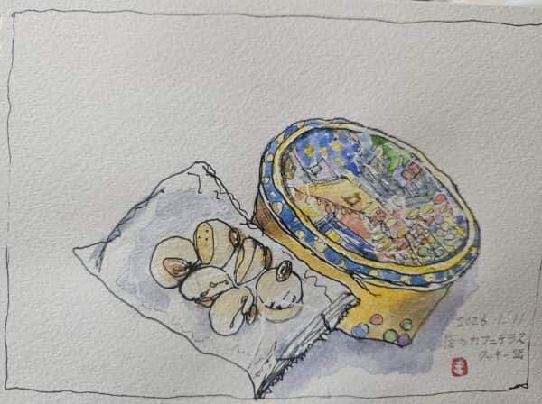 夜のカフェテラス お菓子缶